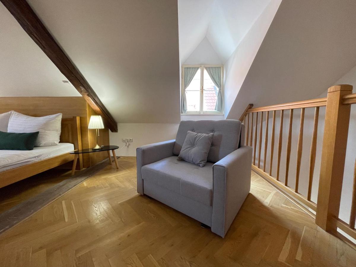 White Swan Boutique Apartments プラハ エクステリア 写真