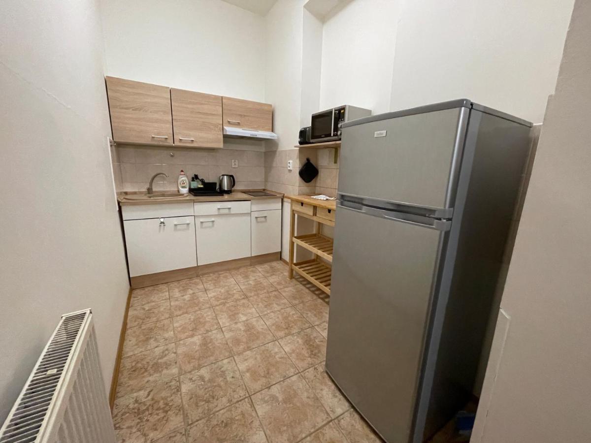 White Swan Boutique Apartments プラハ エクステリア 写真